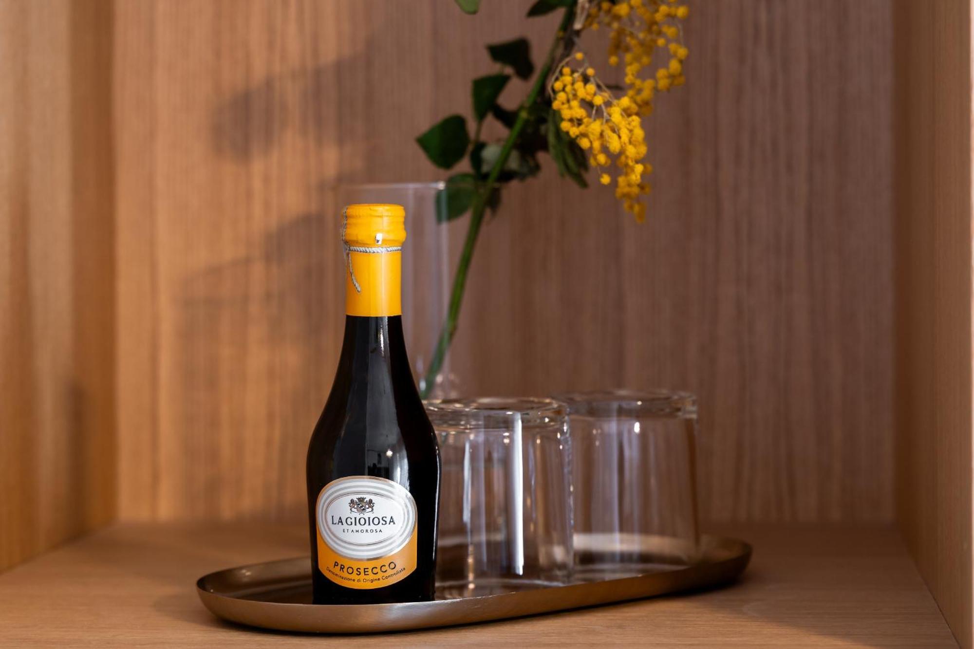 New Elegance Suites Guesthouse Oristano Eksteriør bilde